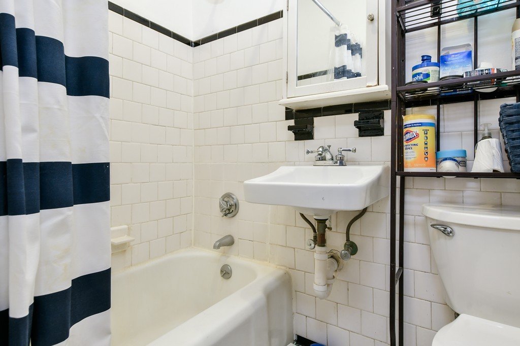 26 Chiswick Road, Unit 5 Boston, MA 02135 - Photo 5 of 8 Gallery Image 5