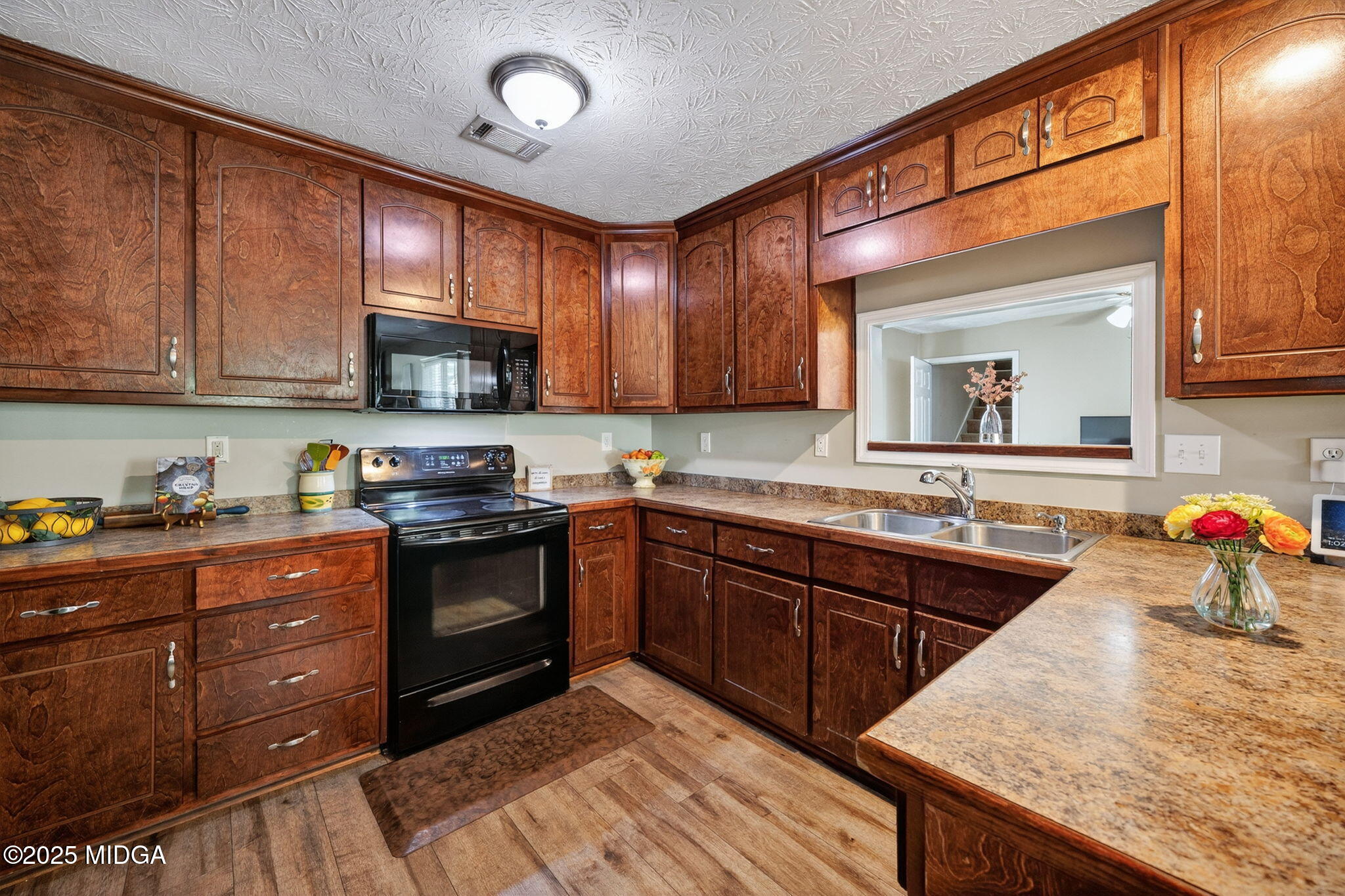 151 Andrew Court Forsyth, GA 31029 - Photo 8 of 32 8