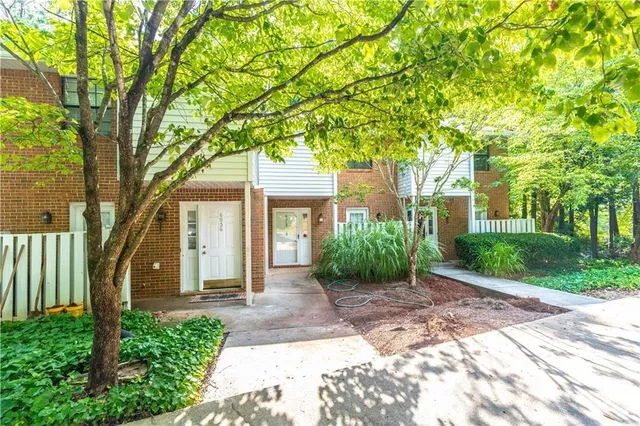 $179,900 | 6058 WinterGreen Road Northwest, Norcross, GA 30093