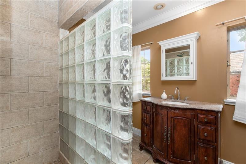 1050 River Road Beaver, PA 15009 - Photo 17 of 23 Gallery Image 17