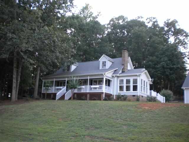 106 Sawtooth Court Easley, SC 29642 - Photo 2 of 22 Gallery Image 2