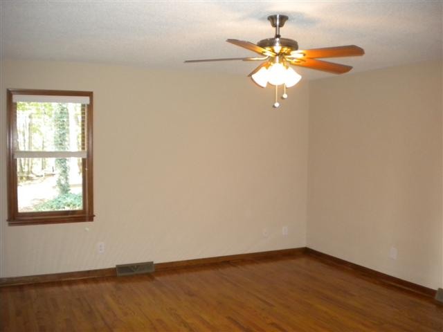 106 Sawtooth Court Easley, SC 29642 - Photo 8 of 22 Gallery Image 8