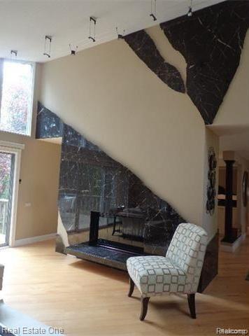 3920 North Ellamae Road Oakland, MI 48363 - Photo 3 of 37 3.jpg