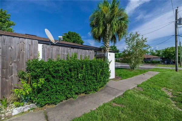 $1,395 | 5395 Southeast 30th Place, Unit C, Ocala, FL 34480