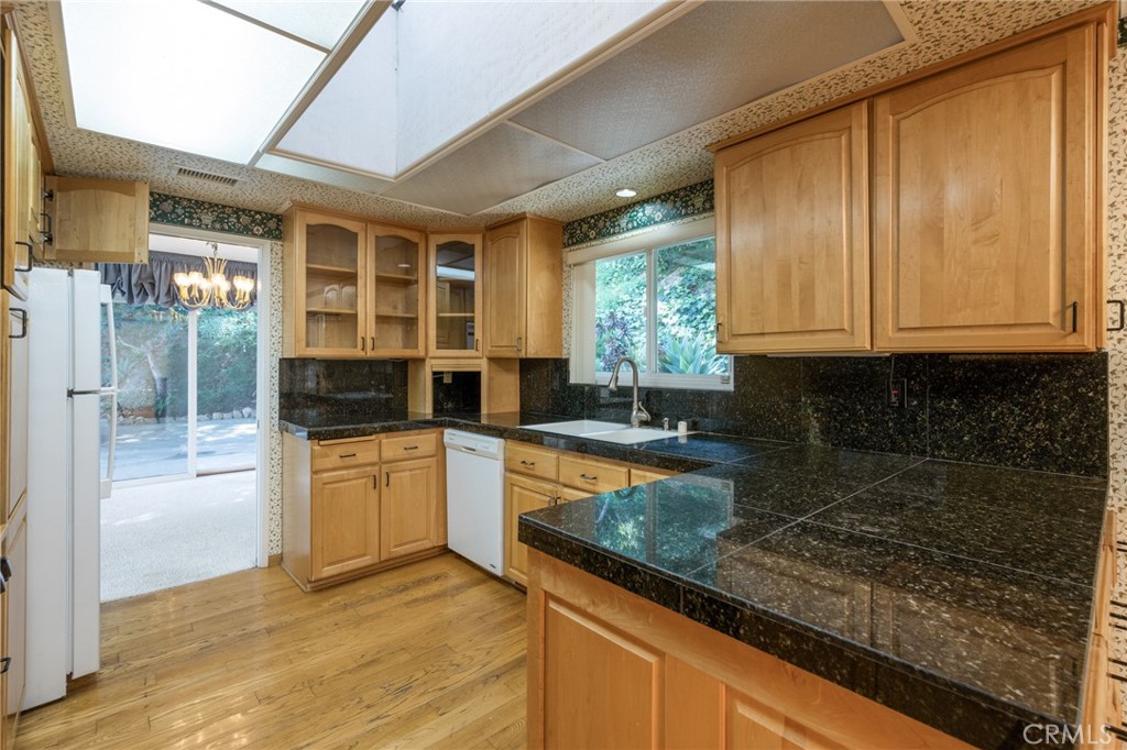 2222 Rue Le Charlene Rancho Palos Verdes, CA 90275 - Photo 15 of 52