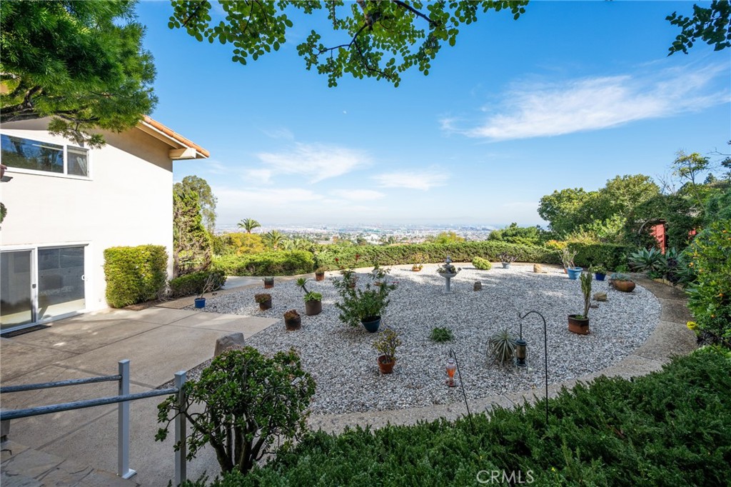 2222 Rue Le Charlene Rancho Palos Verdes, CA 90275 - Photo 35 of 52