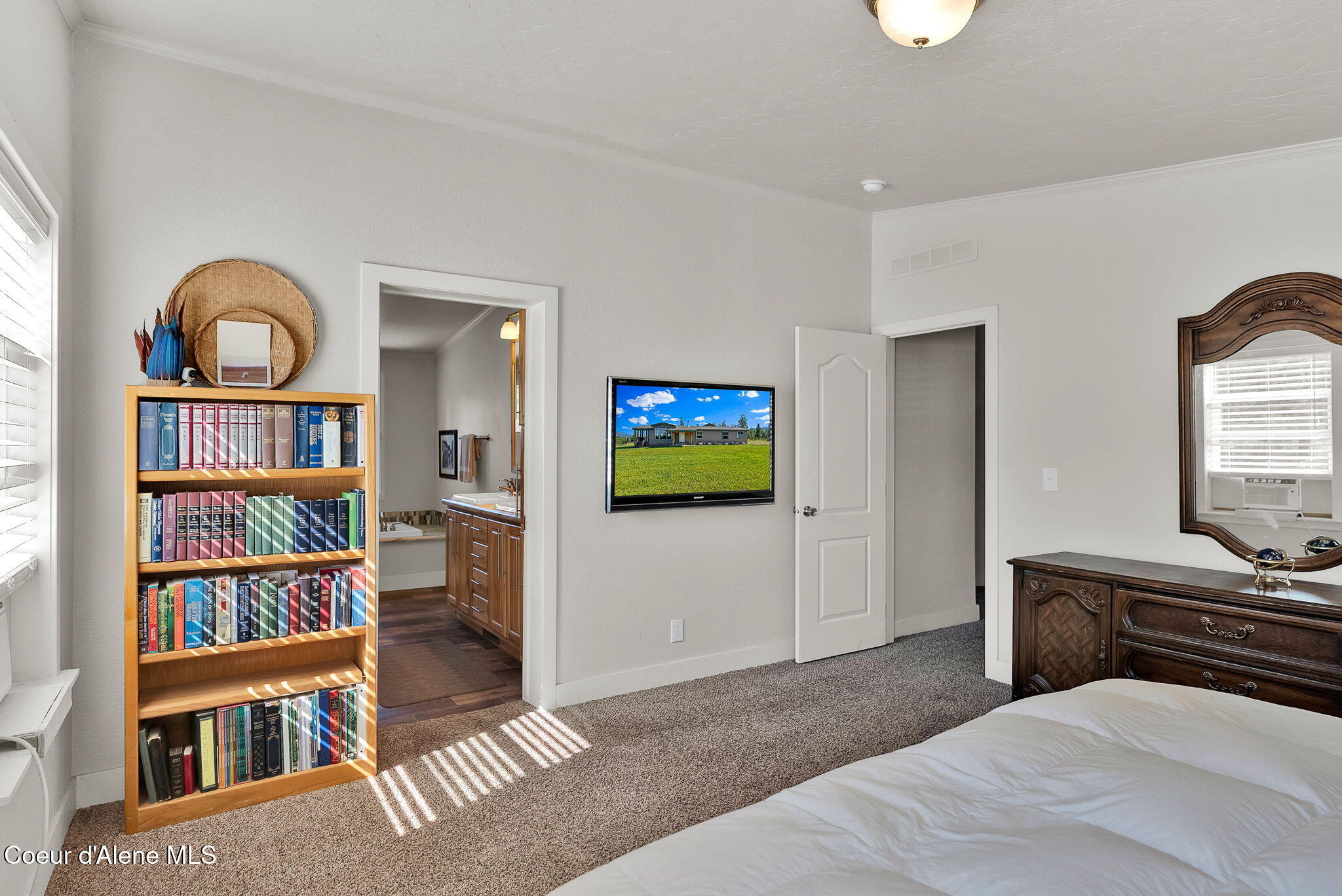 241 Promised Ridge Priest River, ID 83856 - Photo 23 of 58 Primary Bedroom
