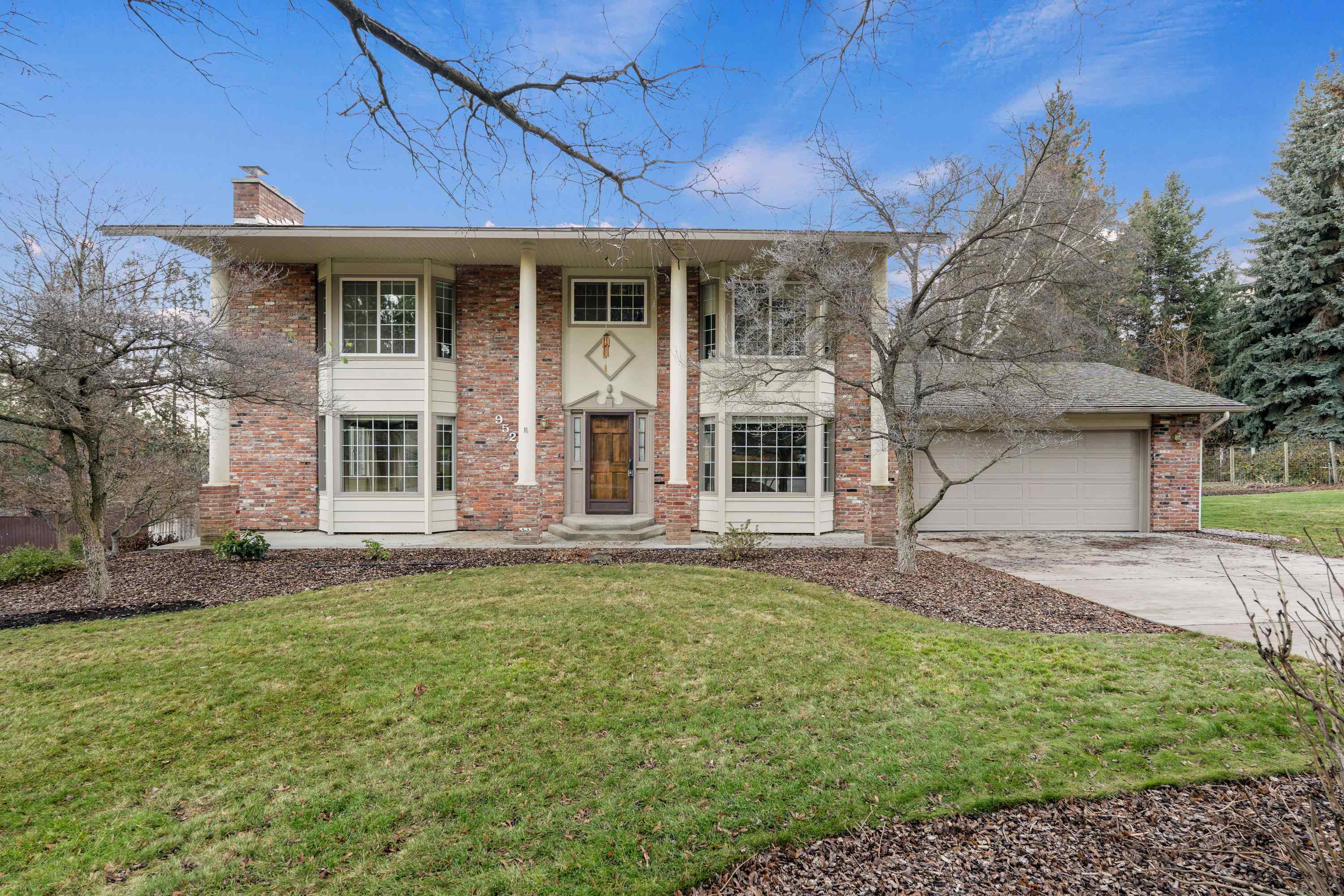 9520 East Holman Road Spokane, WA 99206 - Photo 2 of 50