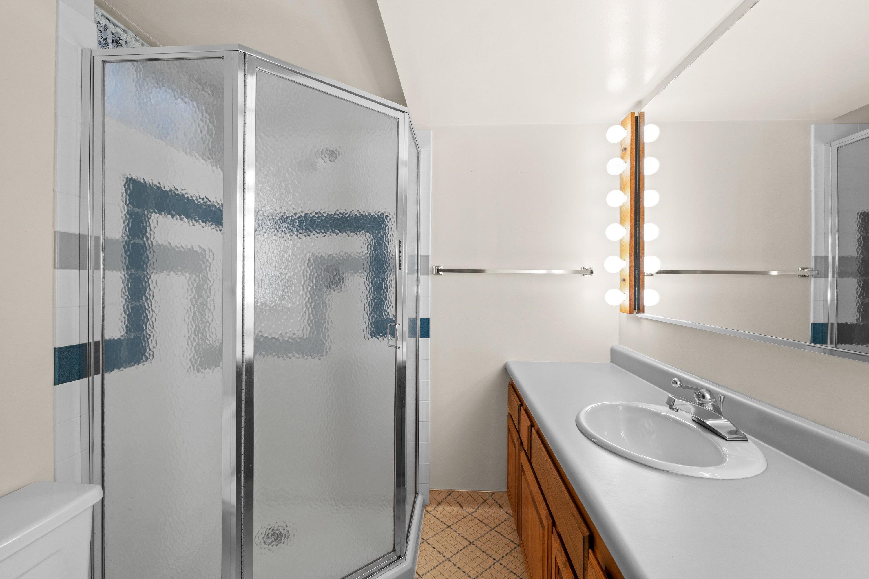 9520 East Holman Road Spokane, WA 99206 - Photo 37 of 50