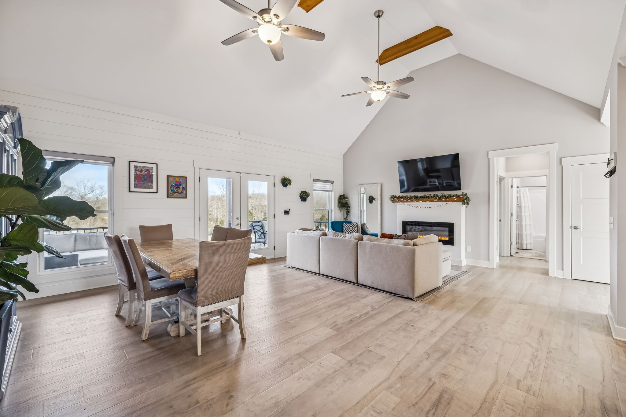 1005 Hickory Point Road Clarksville, TN 37043 - Photo 15 of 76