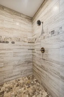 $749,900 | 1005 Hickory Point Road, Clarksville, TN 37043