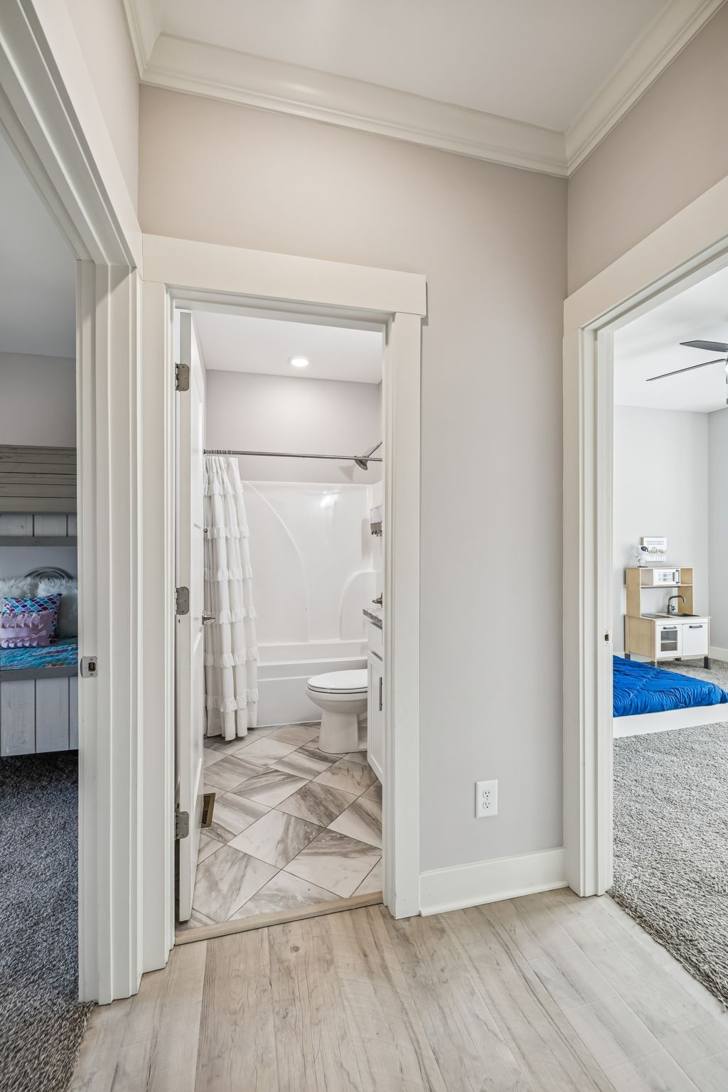 1005 Hickory Point Road Clarksville, TN 37043 - Photo 38 of 76