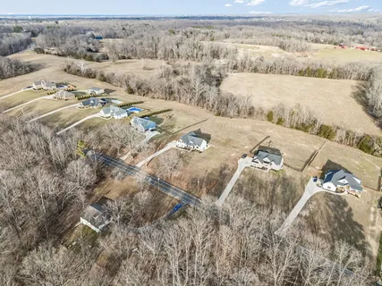 $749,900 | 1005 Hickory Point Road, Clarksville, TN 37043