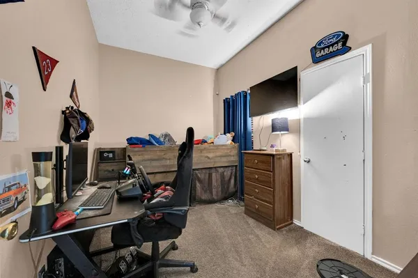 $340,000 | 1511 North Mockingbird Lane, Midlothian, TX 76065