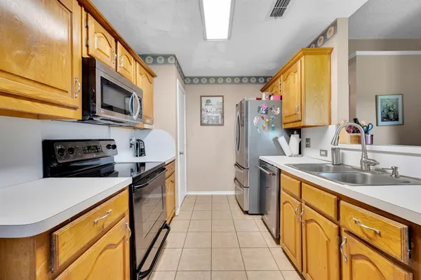 $340,000 | 1511 North Mockingbird Lane, Midlothian, TX 76065