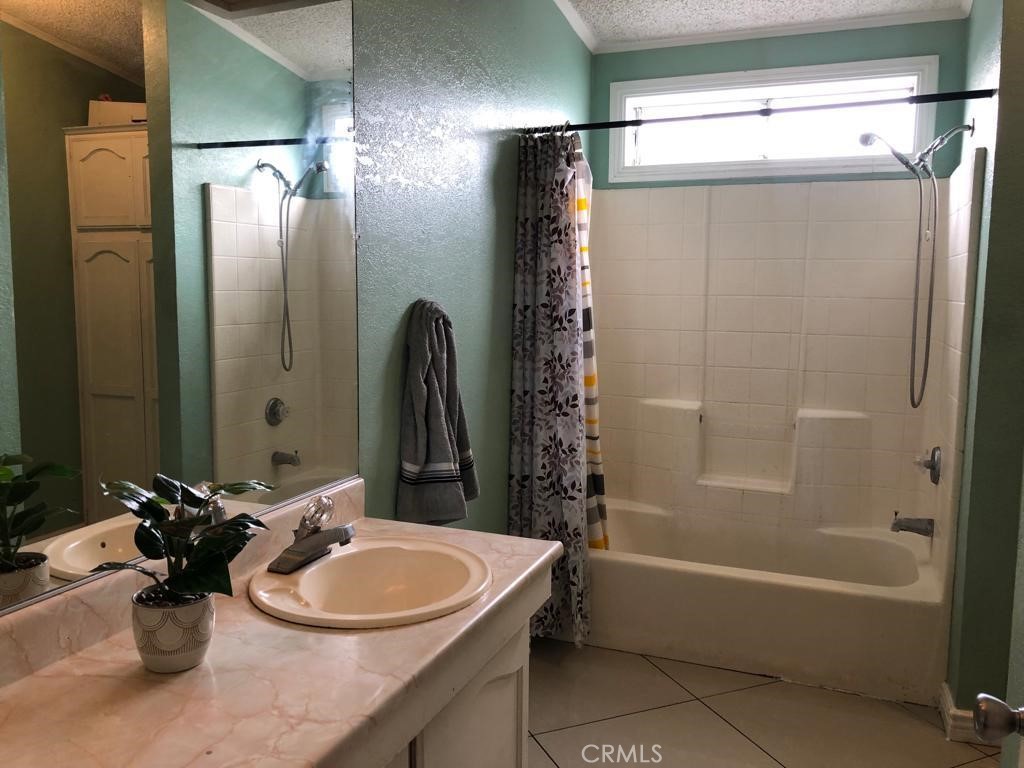 16707 Garfield Avenue, Unit 1608 Paramount, CA 90723 - Photo 16 of 29