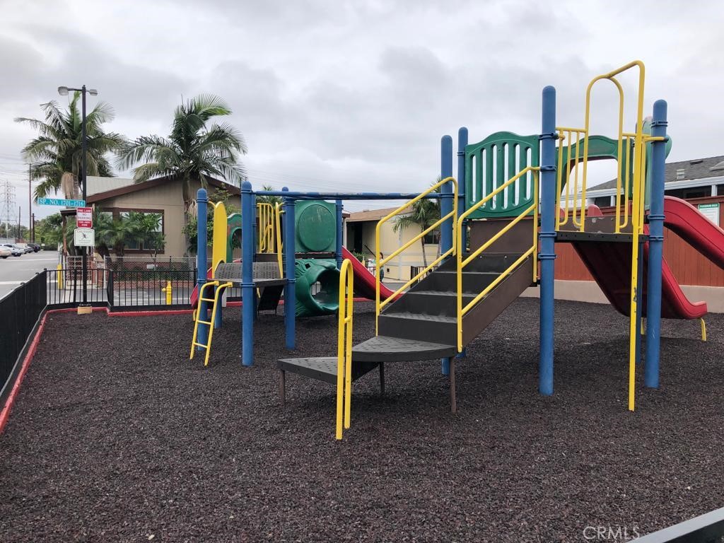 16707 Garfield Avenue, Unit 1608 Paramount, CA 90723 - Photo 27 of 29