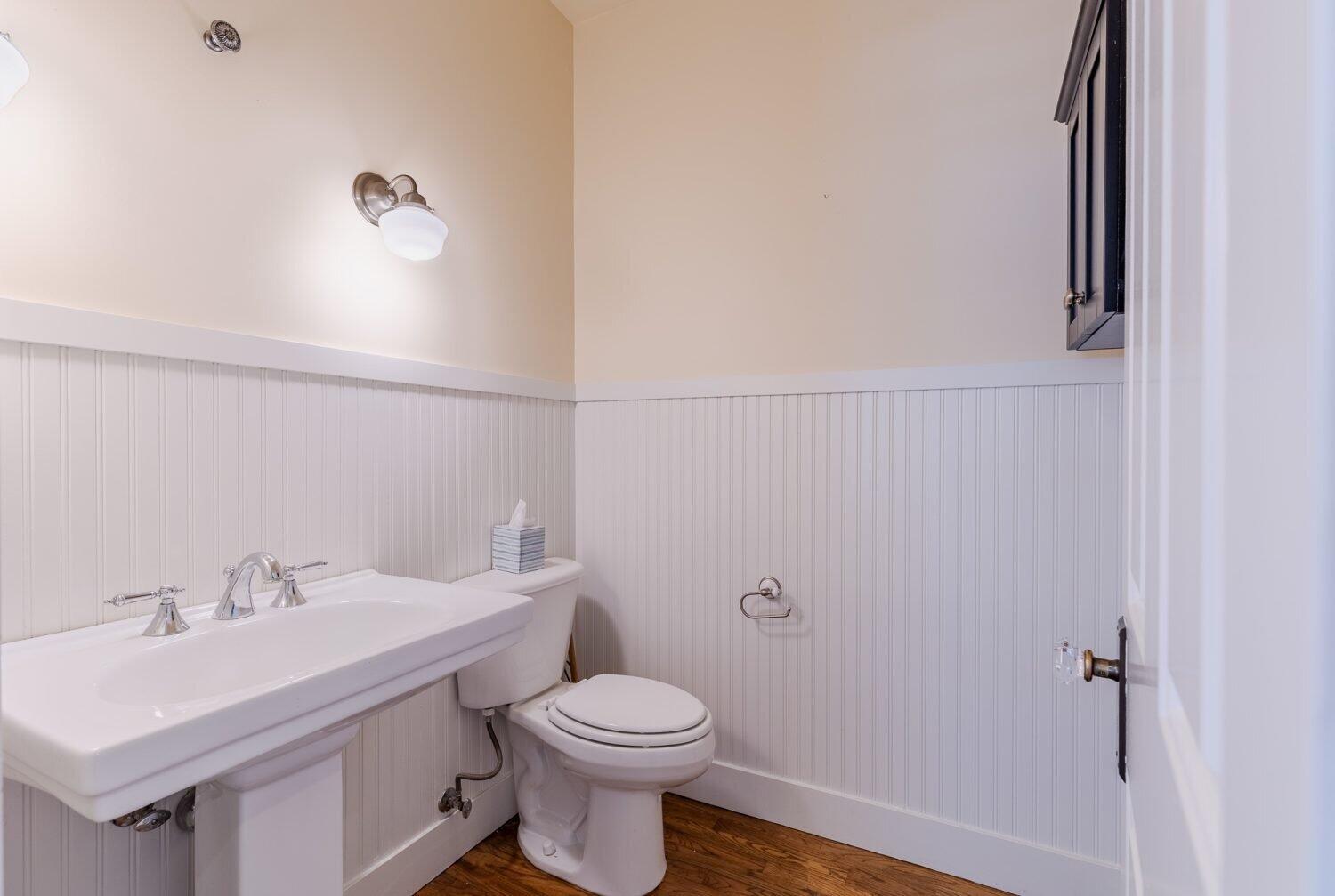 7140 Jake Road Klamath Falls, OR 97601 - Photo 6 of 44 20250809-MLS-107-1500x1007