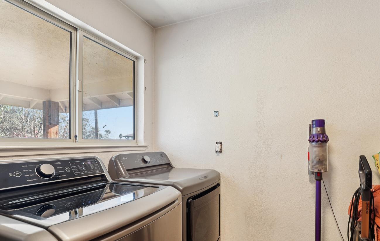 11213 Colony Road Wilton, CA 95693 - Photo 30 of 48 a view of washer and dryer