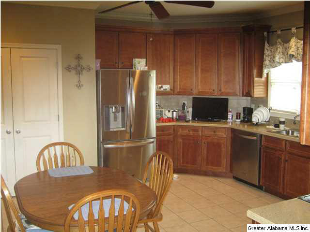524 Foothills Ledge Chelsea, AL 35043 - Photo 7 of 13