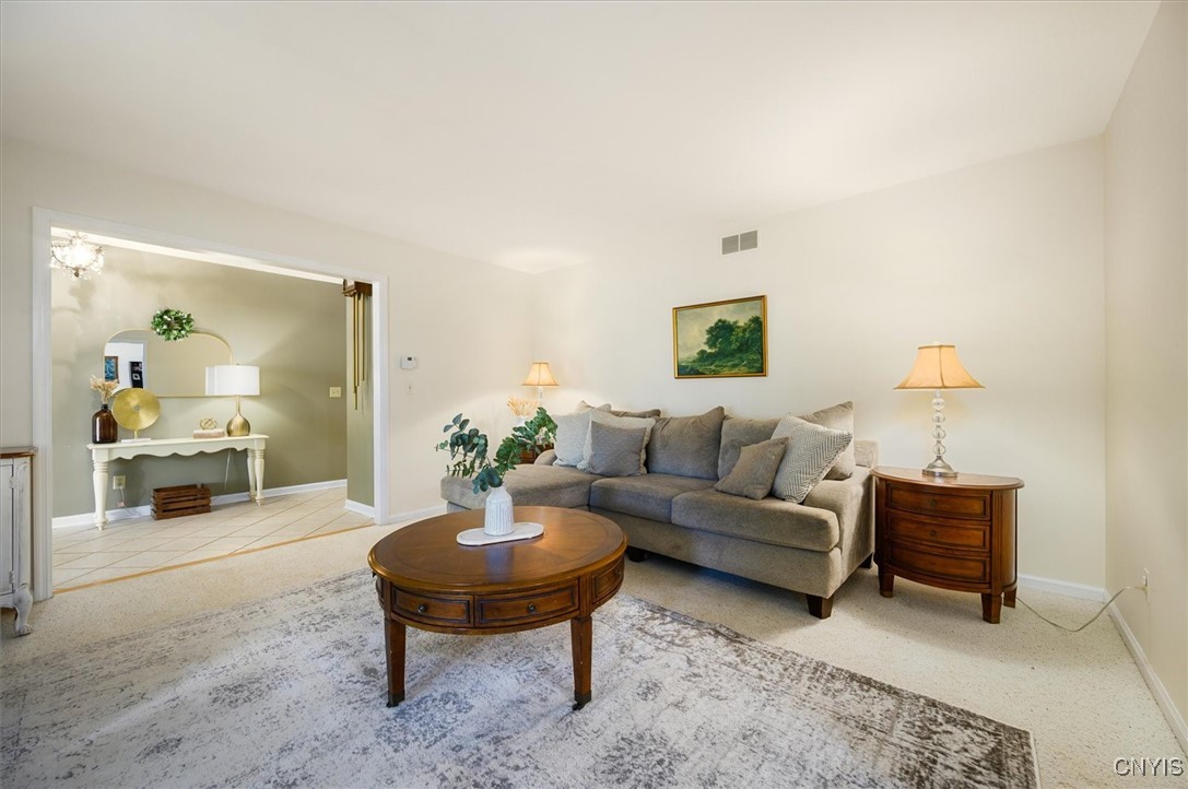 213 Gilbert Road New Hartford, NY 13413 - Photo 7 of 46