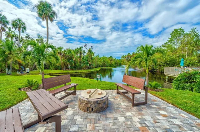 $245,000 | 111 Woodland Place, Osprey, FL 34229