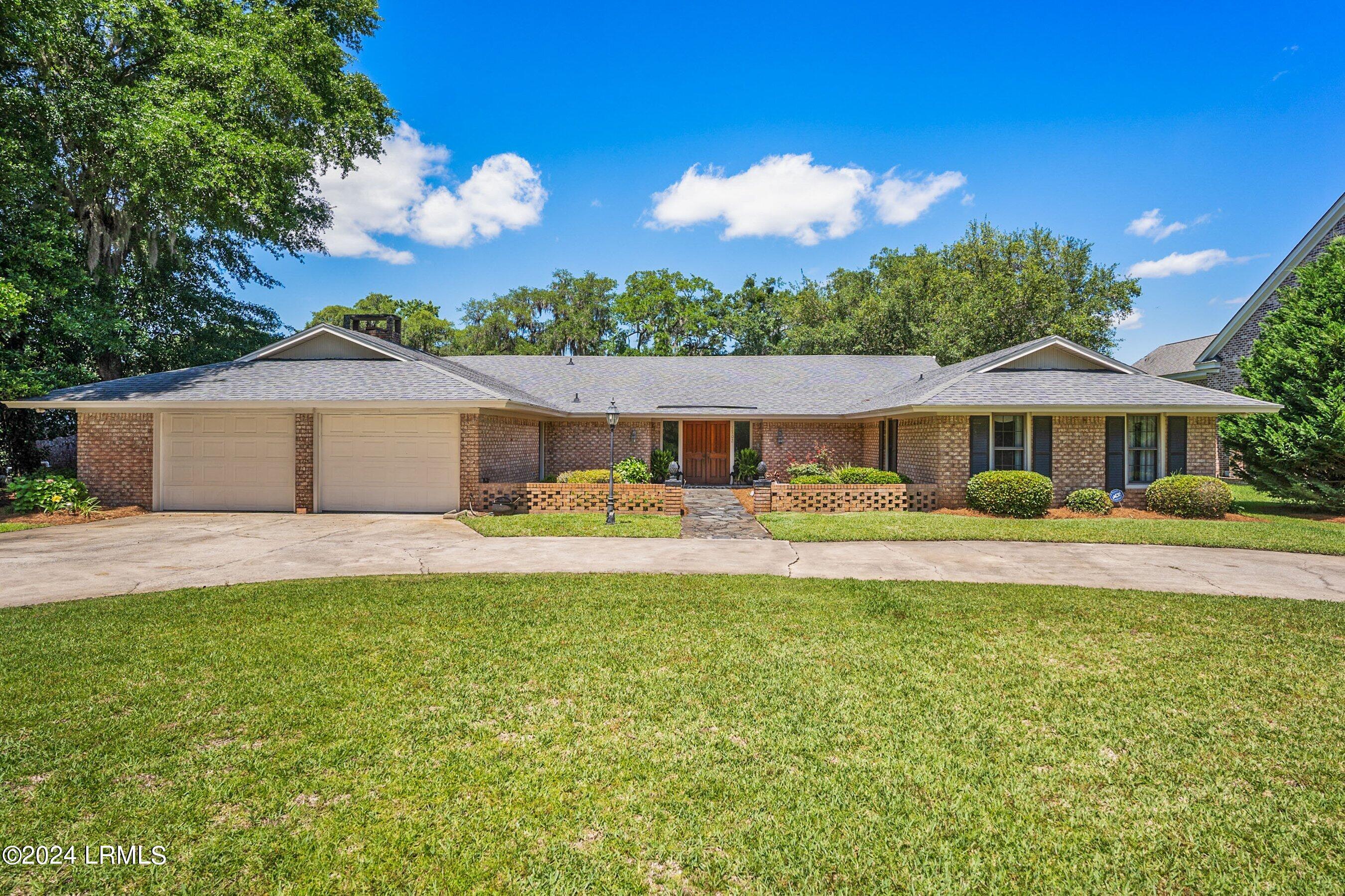 1702 Riverside Drive Beaufort, SC 29902 - Photo 4 of 27 DSC00724-113-1.jpg-SMALL