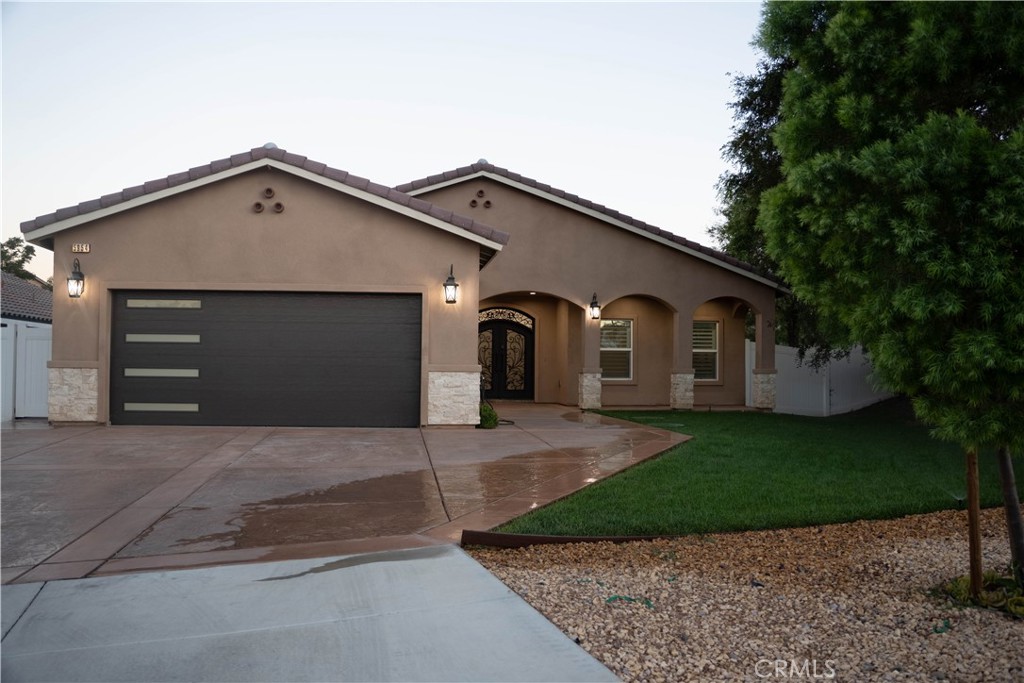 5954 Clifton Boulevard Riverside, CA 92504 - Photo 1 of 51 Gallery Image 1
