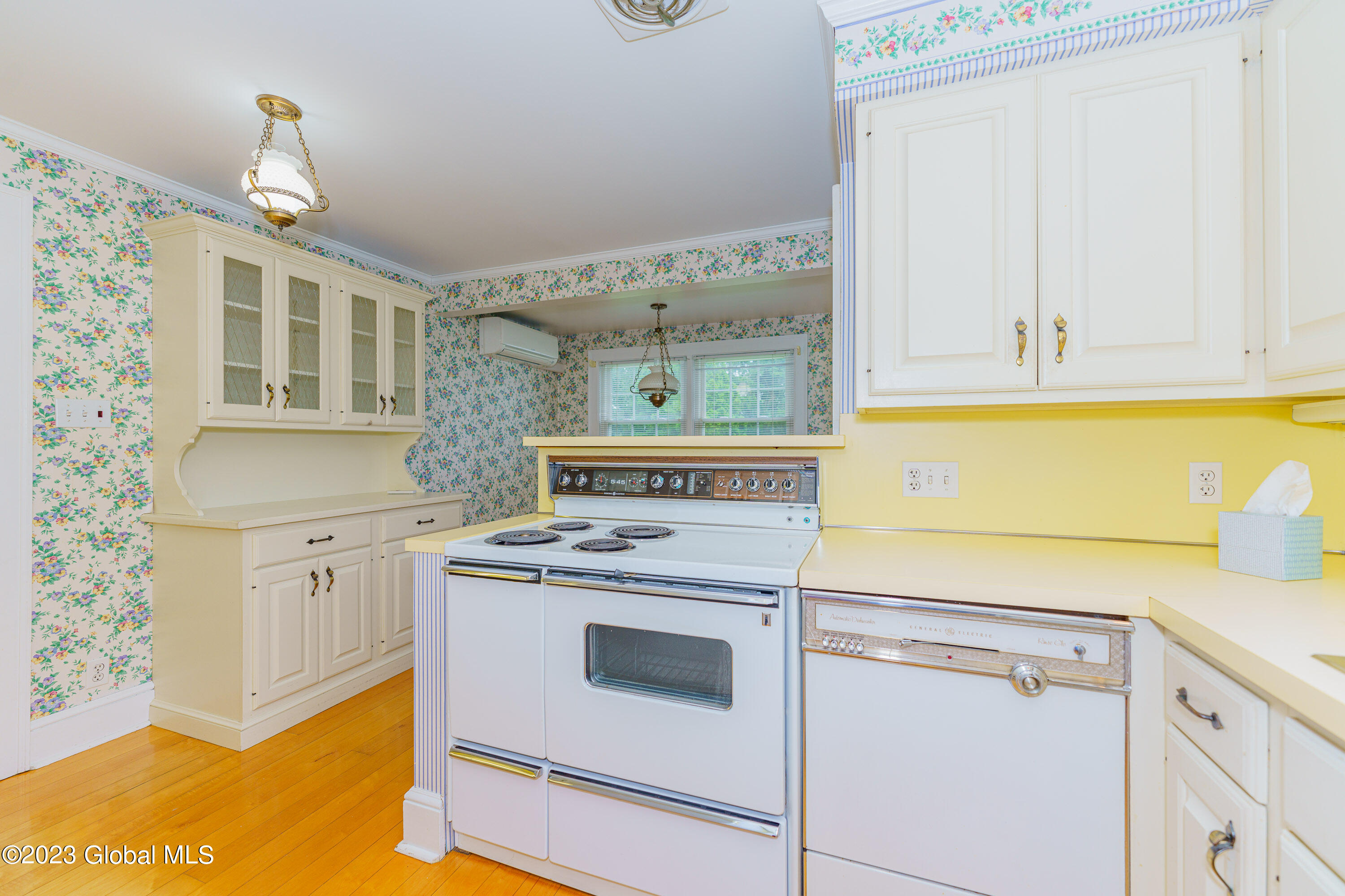 608 Brunswick Road Brunswick, NY 12180 - Photo 13 of 38 4 Kitchen 5