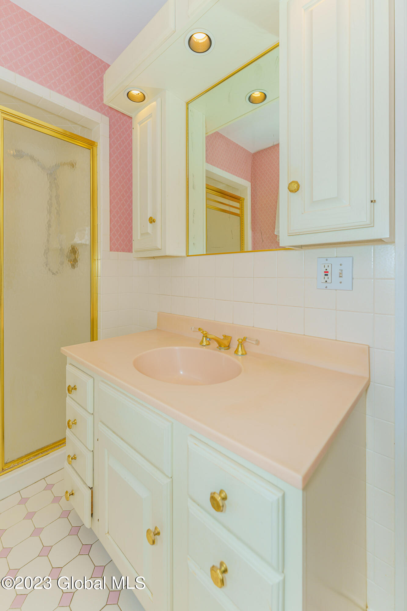 608 Brunswick Road Brunswick, NY 12180 - Photo 23 of 38 7 Master 3