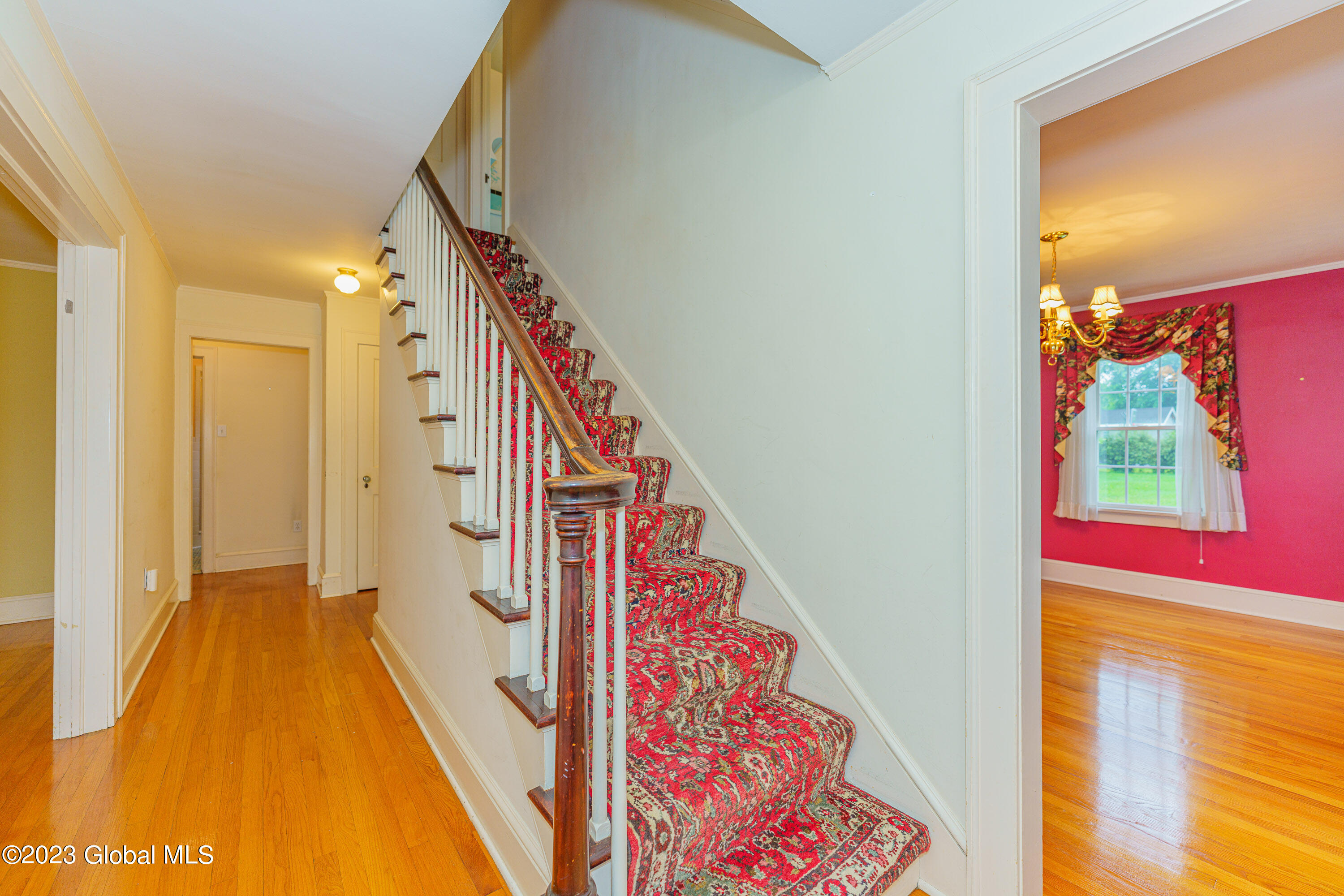 608 Brunswick Road Brunswick, NY 12180 - Photo 6 of 38 1 Entryway 2