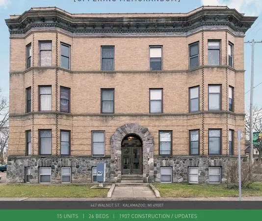 $1,100,000 | 447 West Walnut Street, Kalamazoo, MI 49007