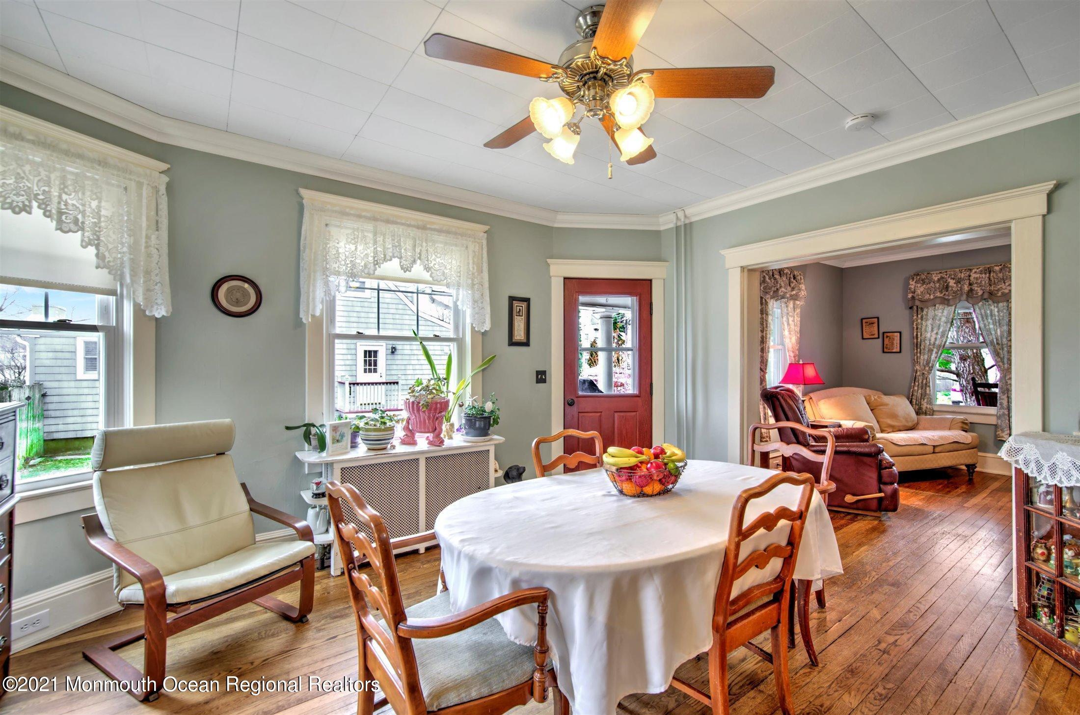 616 Homestead Road Brielle, NJ 08730 - Photo 11 of 34 11-DINING ROOM