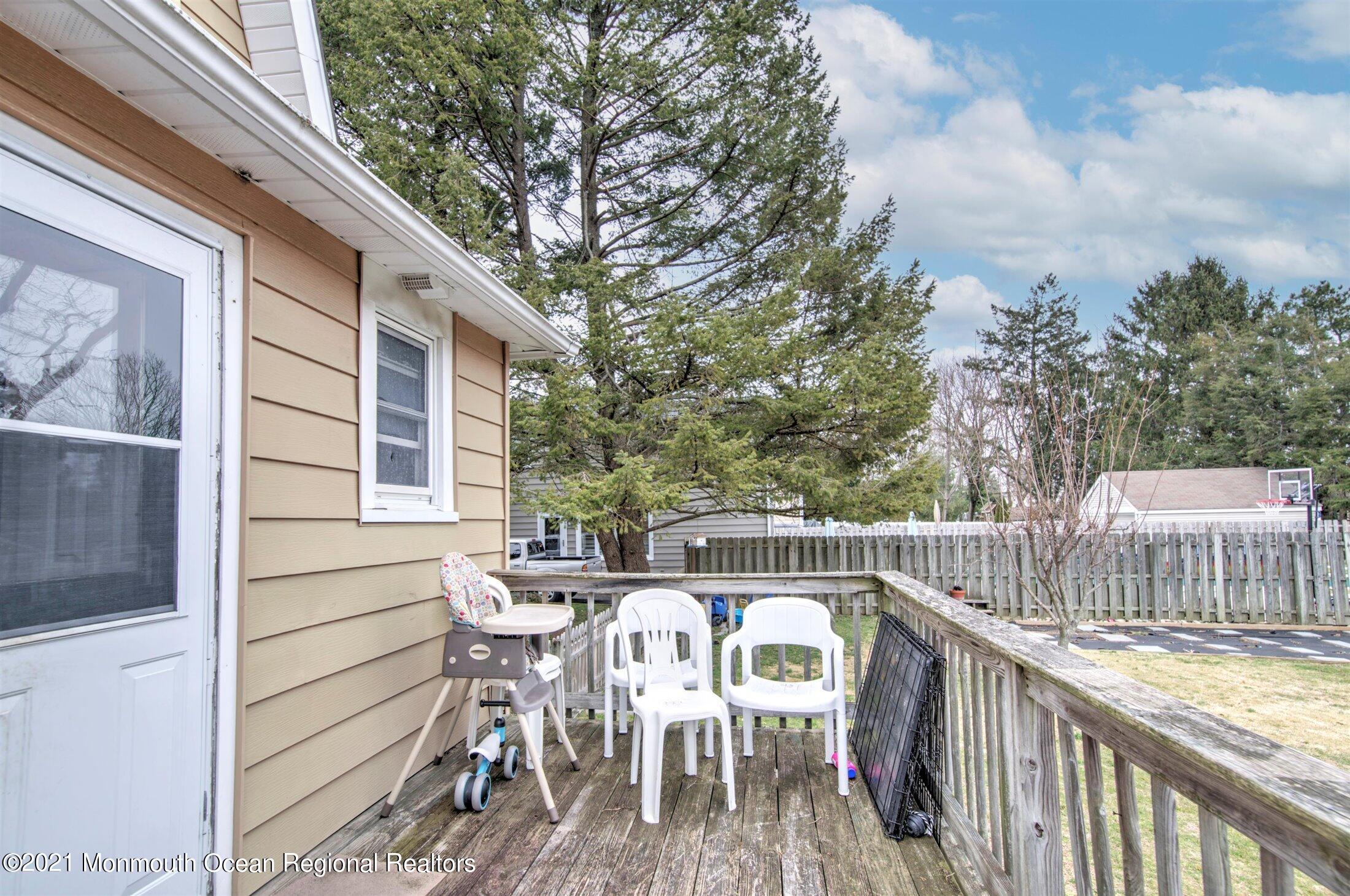616 Homestead Road Brielle, NJ 08730 - Photo 22 of 34 22-DECK