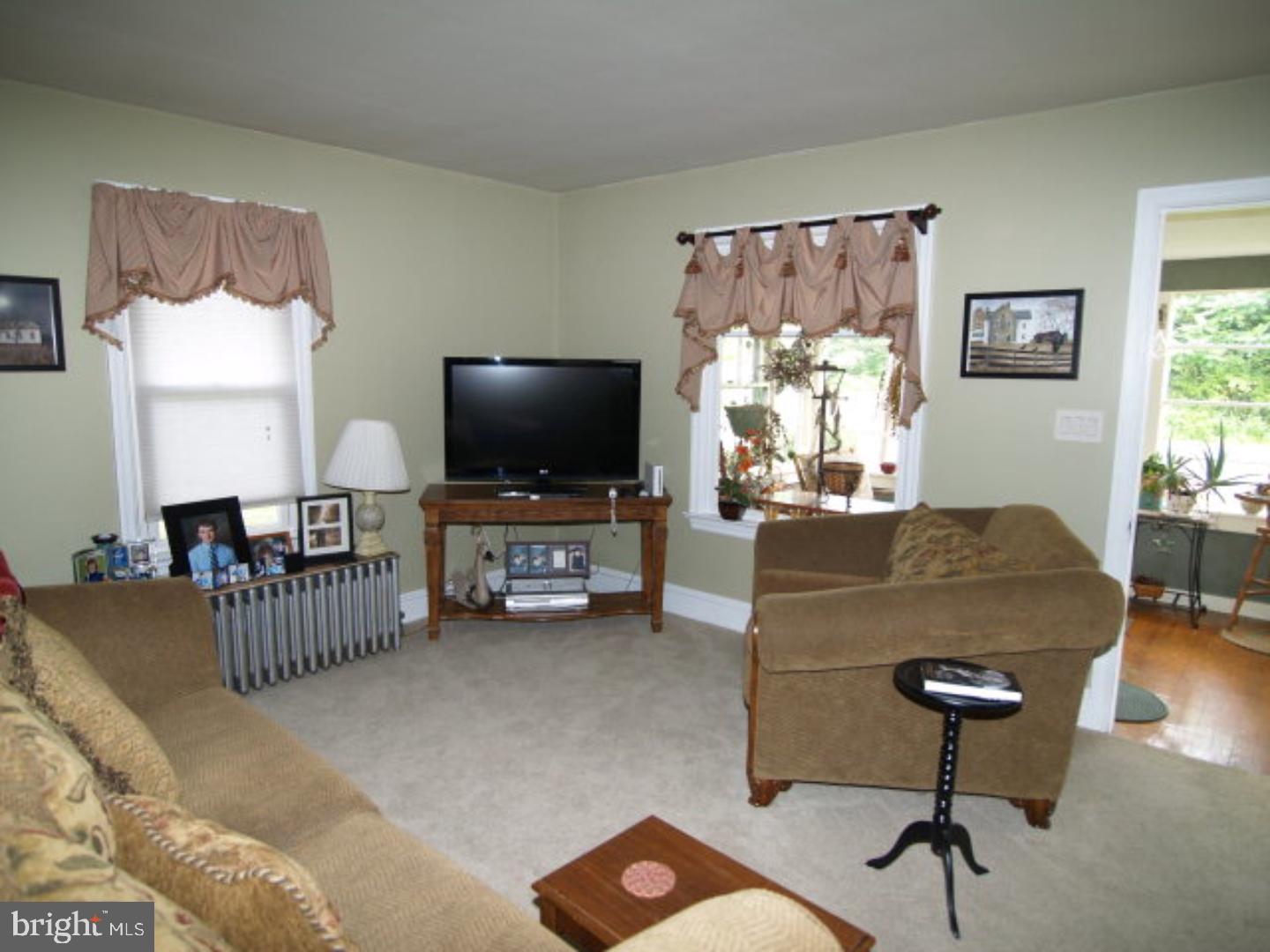 7 Atlas Road Tamaqua, PA 18252 - Photo 3 of 13 Gallery Image 3