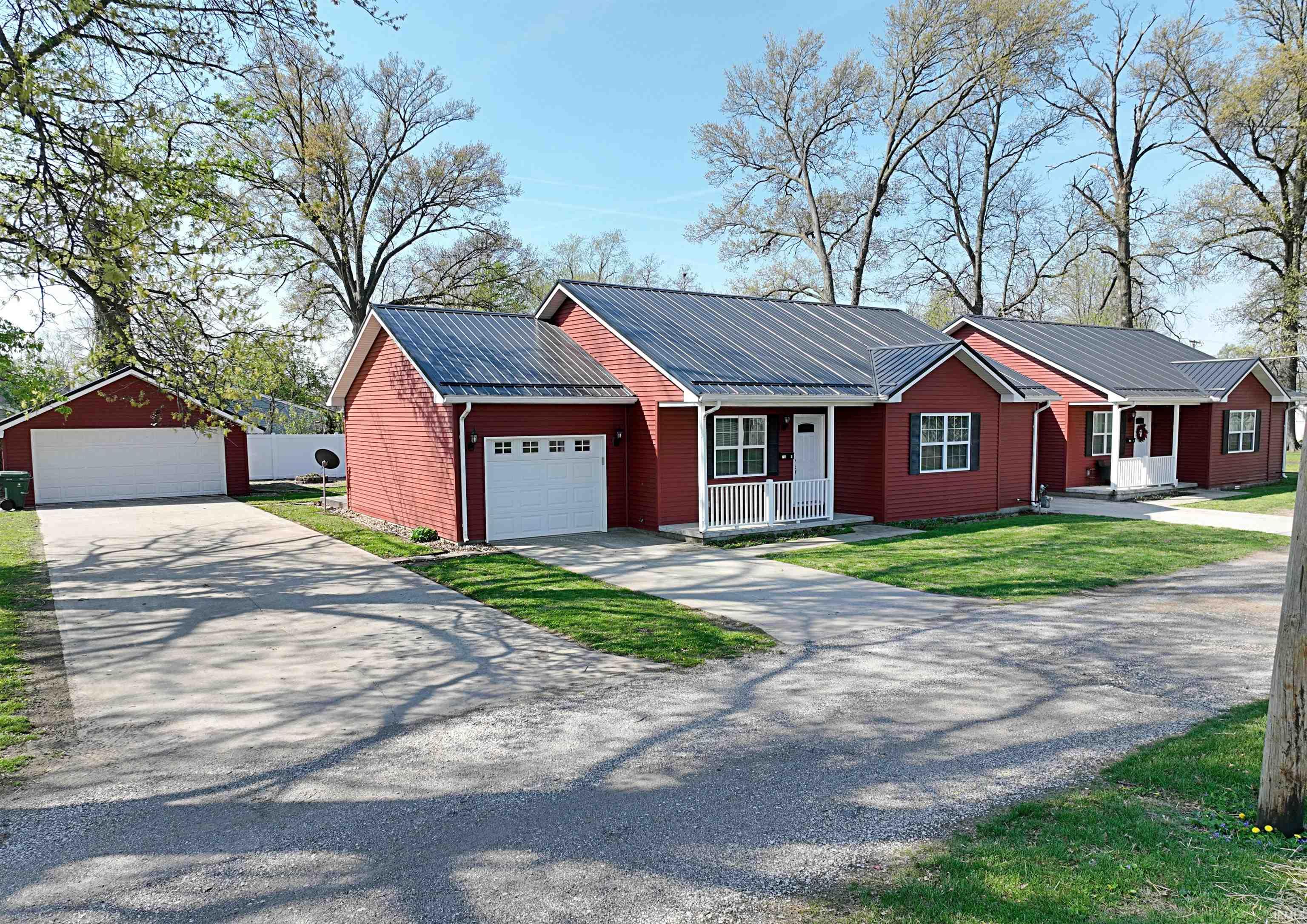 750 North Main Street Linton, IN 47441 - Photo 16 of 22