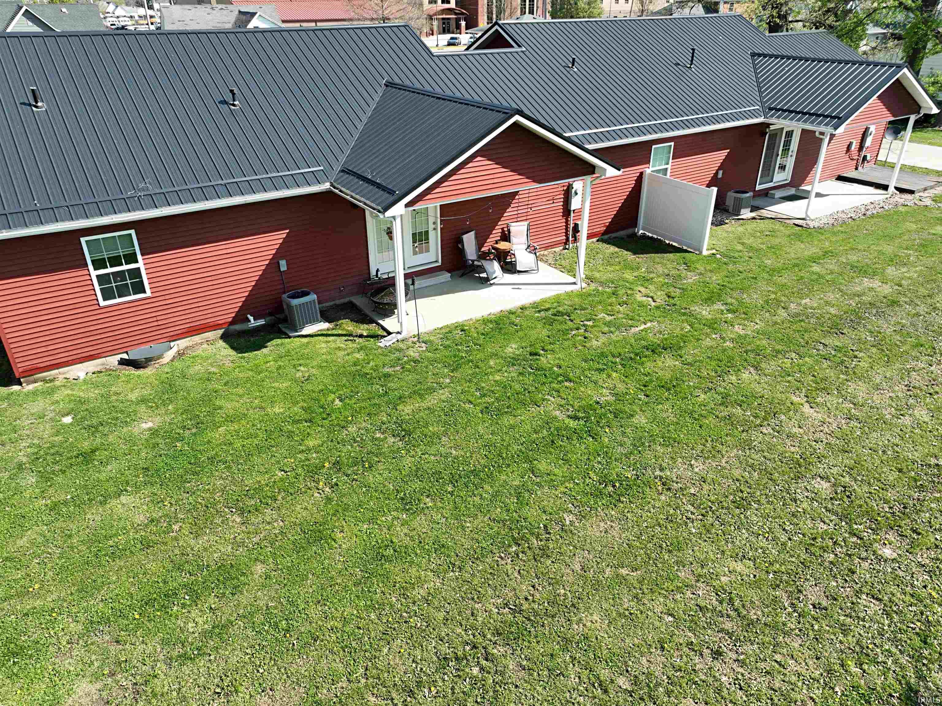 750 North Main Street Linton, IN 47441 - Photo 18 of 22