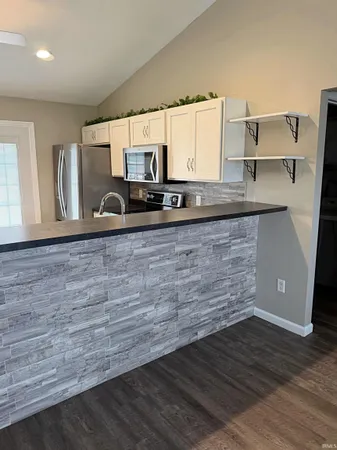 $435,000 | 750 North Main Street, Linton, IN 47441