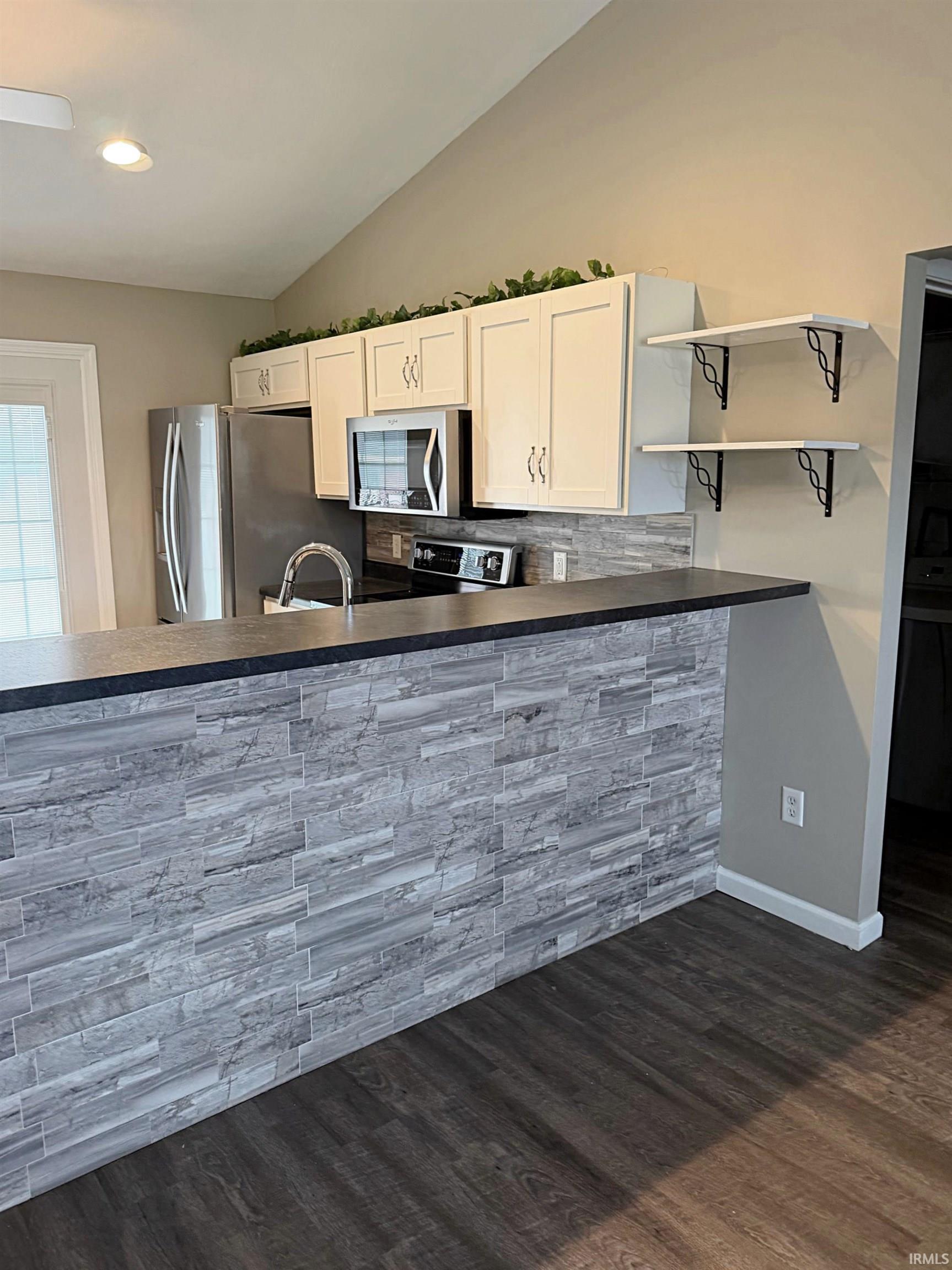 750 North Main Street Linton, IN 47441 - Photo 5 of 22