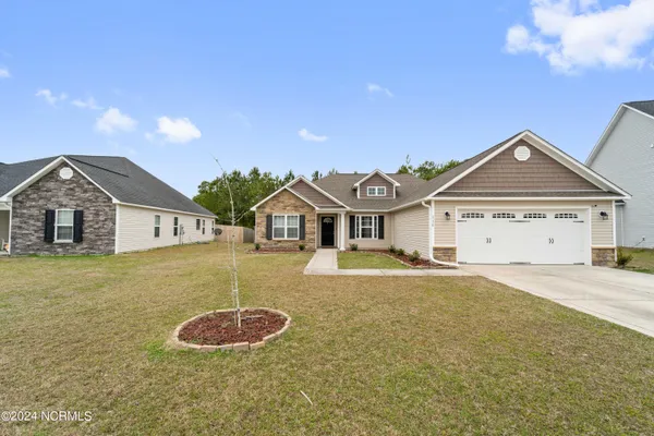 $1,895 | 318 Old Snap Dragon Court, Jacksonville, NC 28546