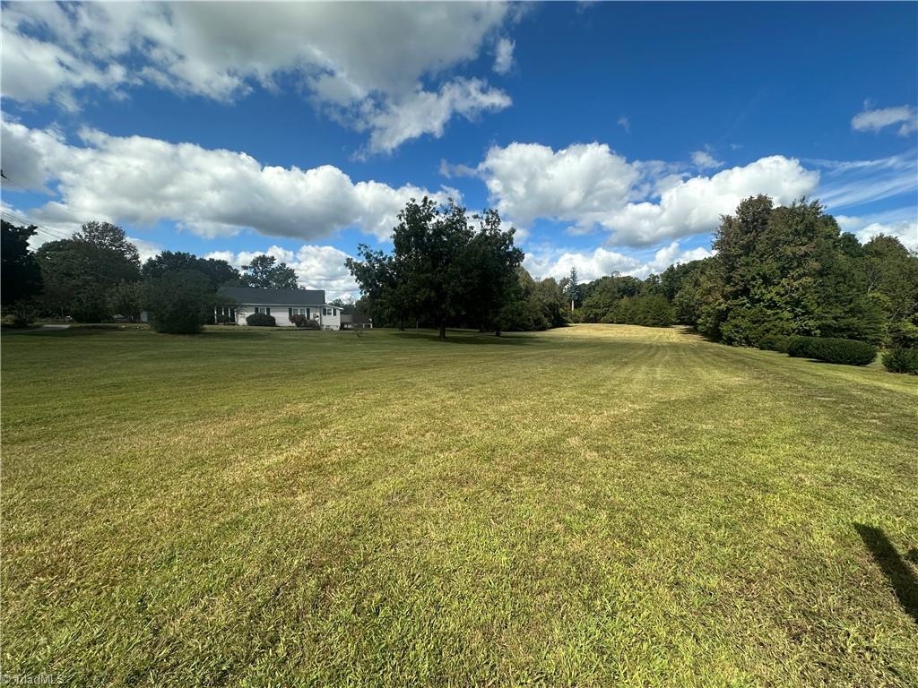 8410 Linville Road Oak Ridge, NC 27310 - Photo 13 of 47