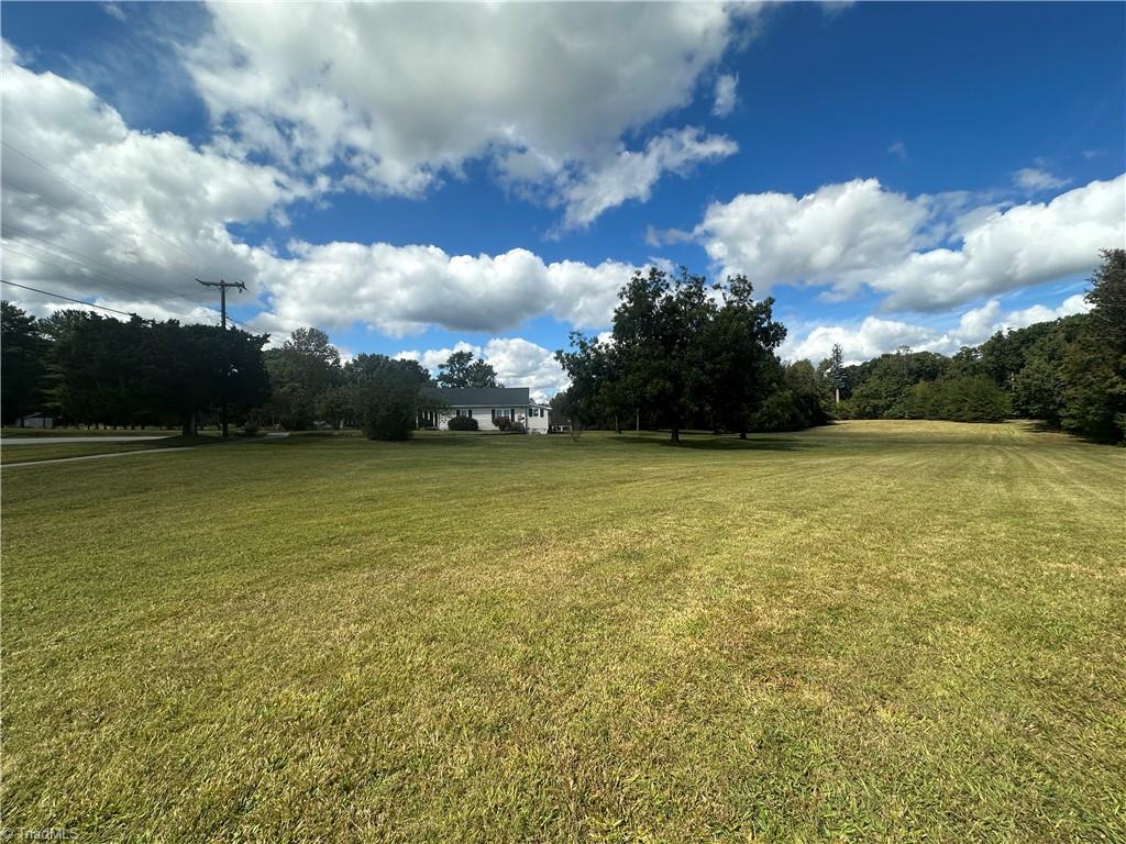 8410 Linville Road Oak Ridge, NC 27310 - Photo 14 of 47