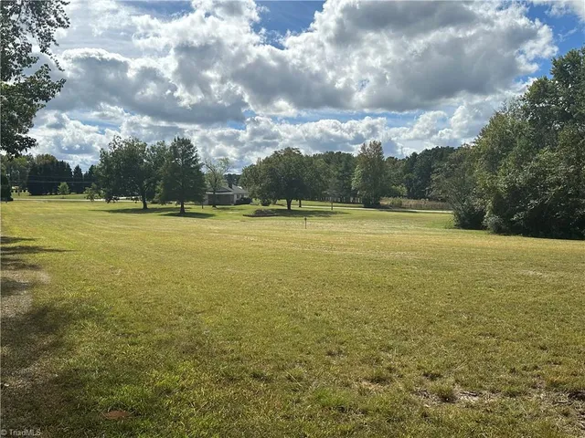 $925,000 | 8410 Linville Road, Oak Ridge, NC 27310