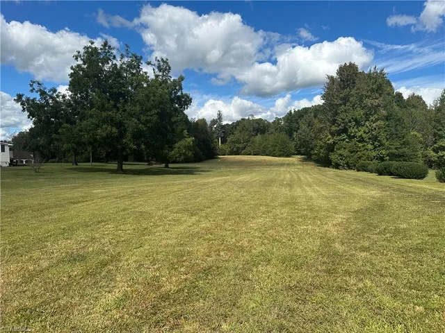 $925,000 | 8410 Linville Road, Oak Ridge, NC 27310