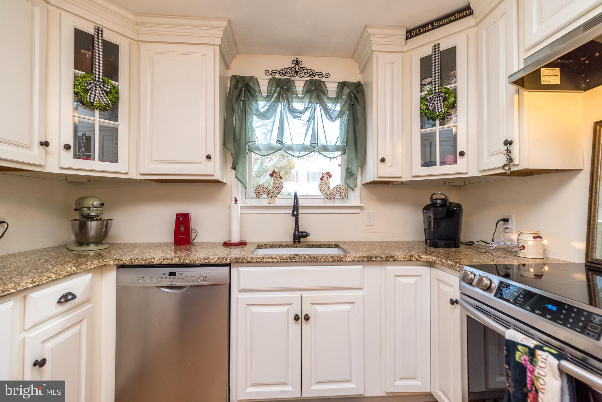 75 West Pumping Station Road Quakertown, PA 18951 - Photo 15 of 66 Beautiful new kitchen
