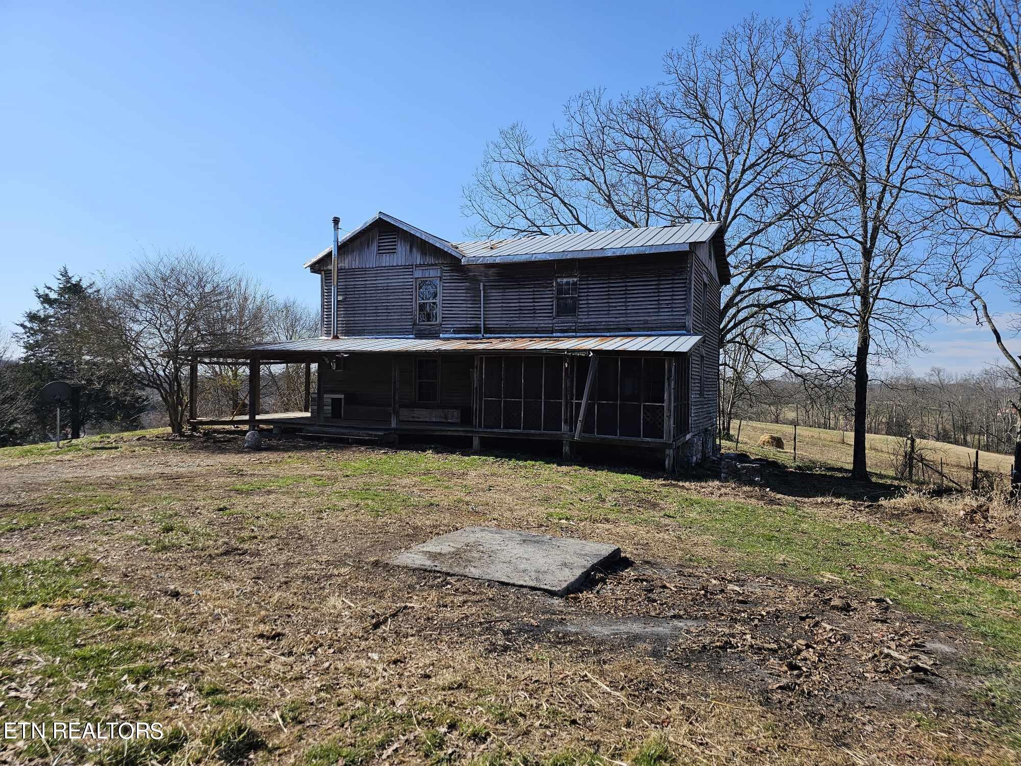 1134 Glades Road Mohawk, TN 37810 - Photo 3 of 19 423541851_1802059283599523_1558541354195