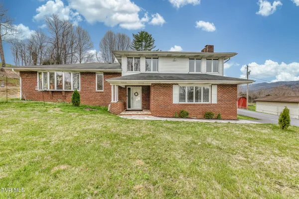 $374,900 | 148 Unaka Subdivision Road, Elizabethton, TN 37643