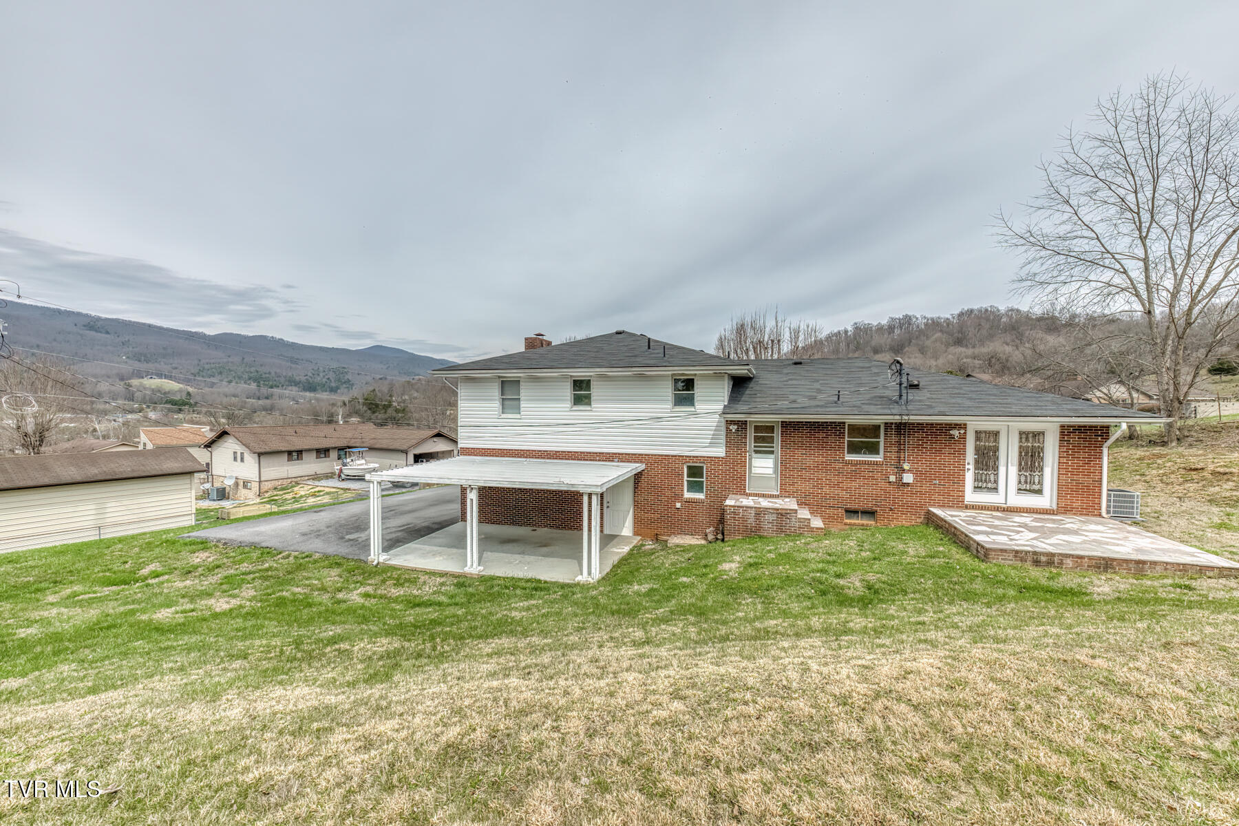 148 Unaka Subdivision Road Elizabethton, TN 37643 - Photo 41 of 56 148 Unaka Subdivision Rd-41