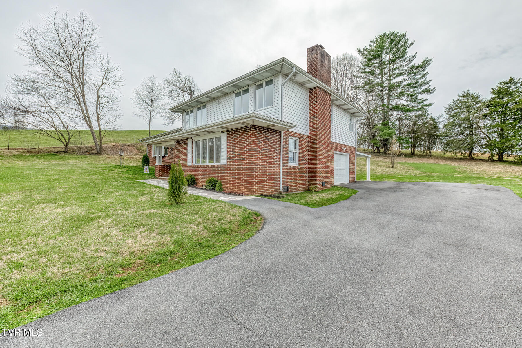 148 Unaka Subdivision Road Elizabethton, TN 37643 - Photo 47 of 56 148 Unaka Subdivision Rd-47