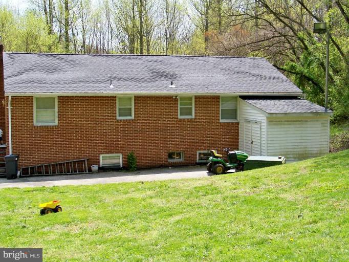3004 Offutt Road Randallstown, MD 21133 - Photo 8 of 9 Exterior (Rear)
